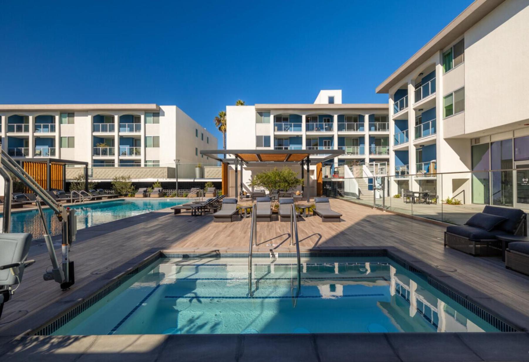 Appartement Jade Breeze - Elegant 2br Near Water Outstanding Amenities *